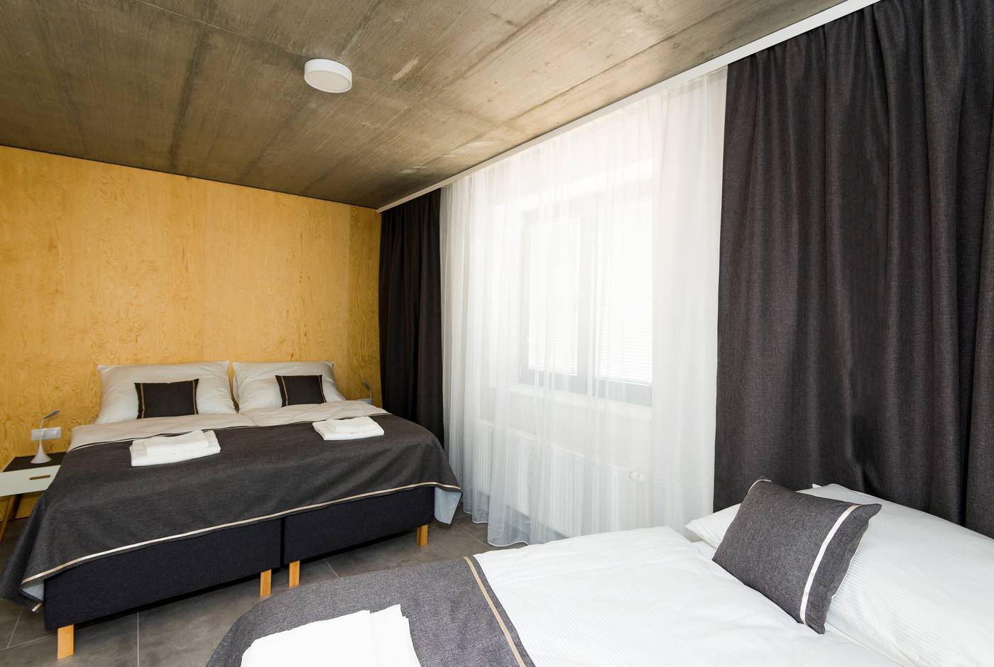 Residence-Trafick-Room-29