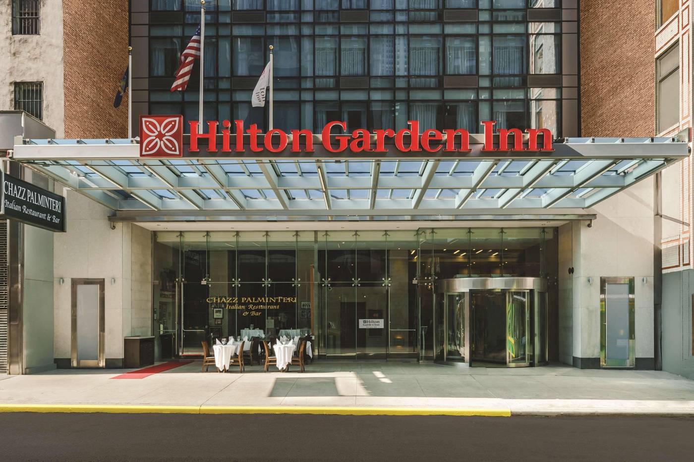 Hilton-Garden-Inn-New-York-Times-Square-North-General-view-24