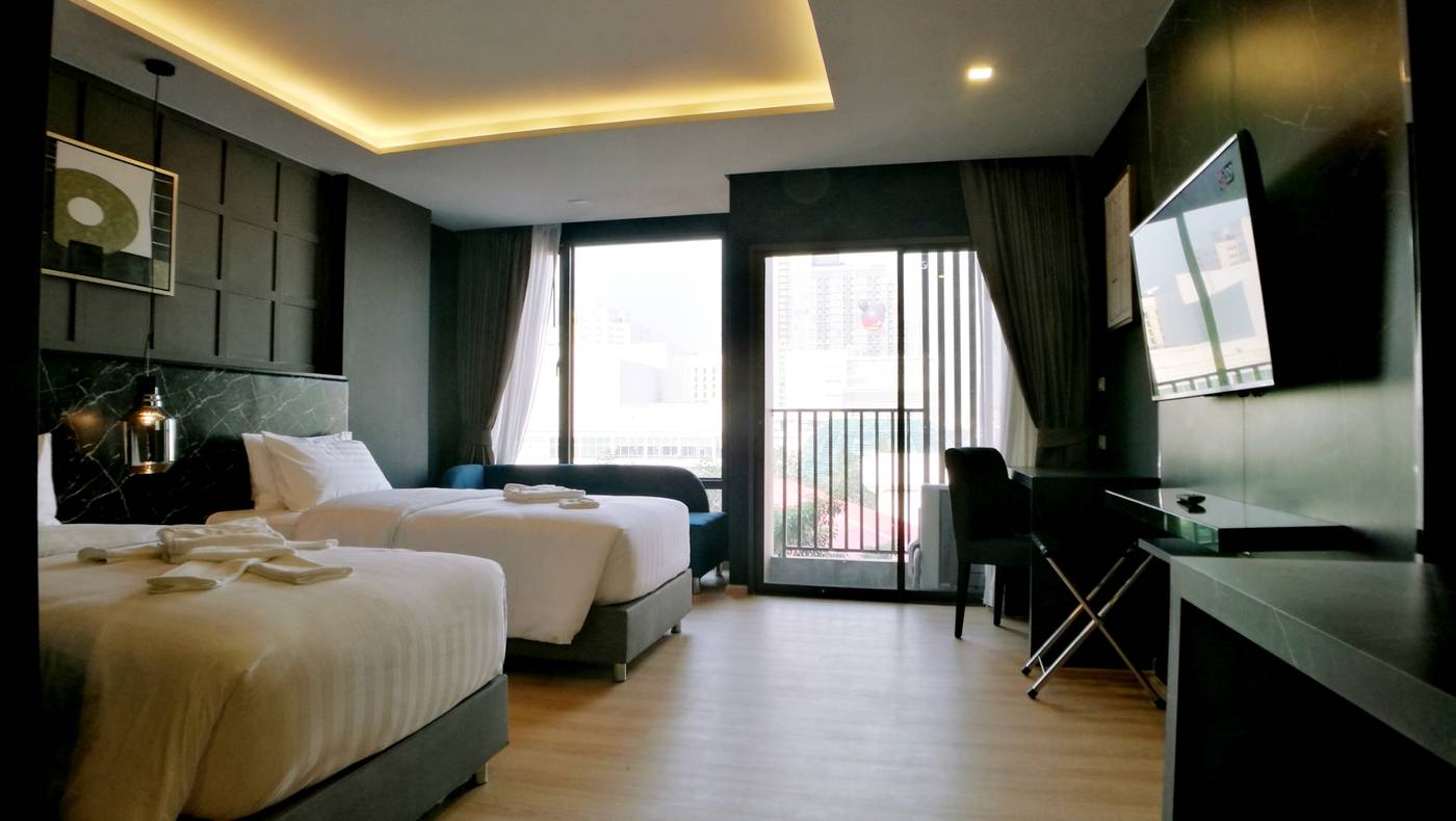De-Prime-Rangnam-Hotel-Room-42