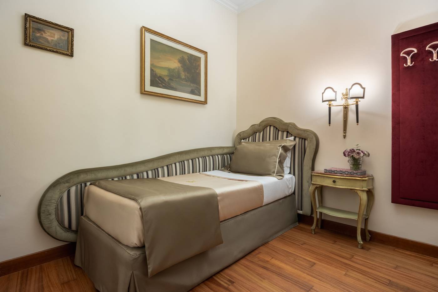 Hotel-Forum-Rome-Room-39