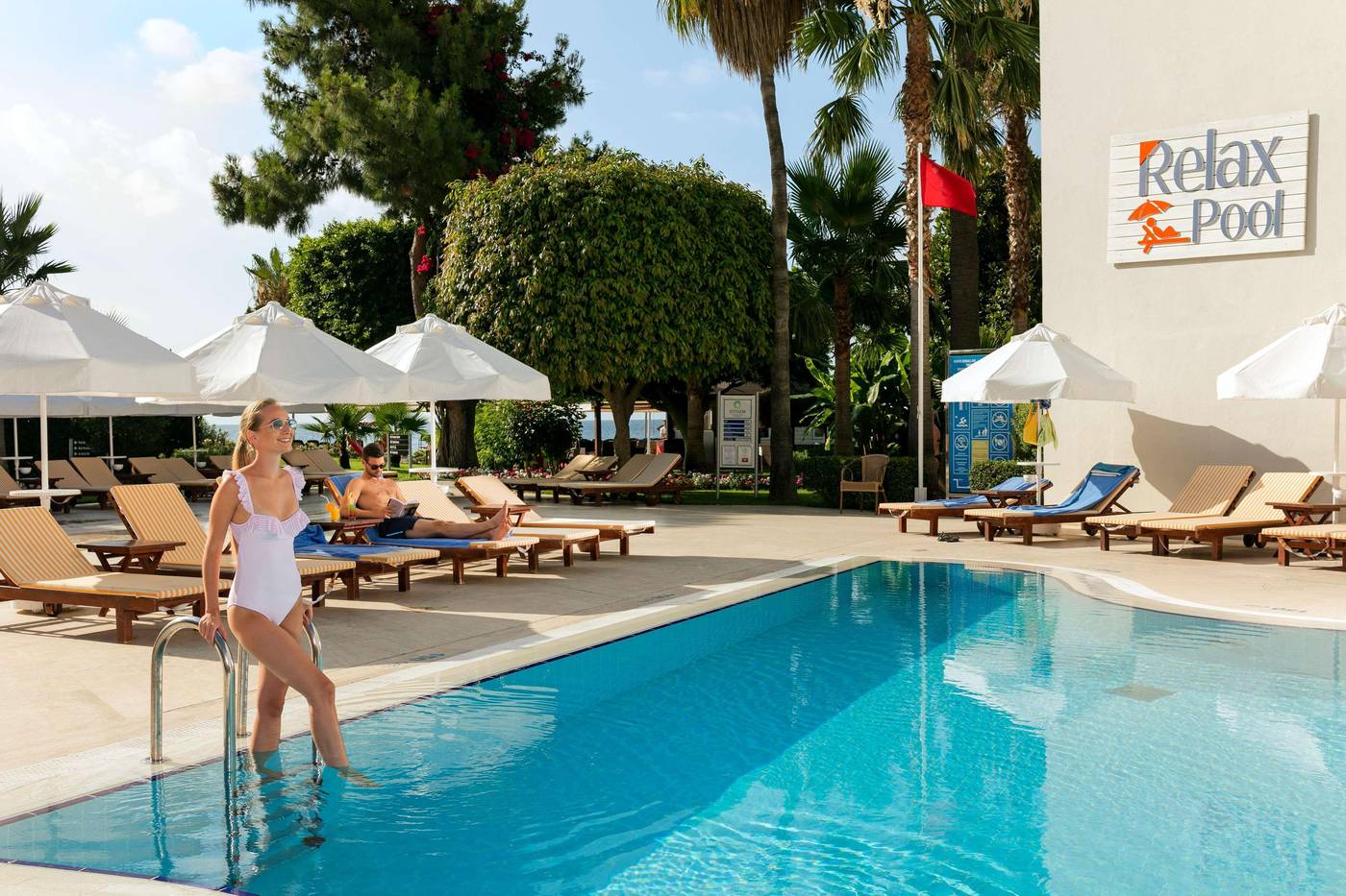 Seven-Seas-Hotel-Life-Pool-11