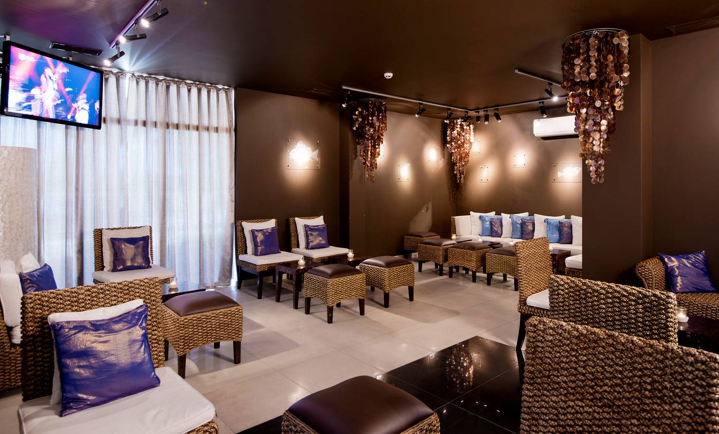 Sunrise-All-Suites-Resort-Bar-46