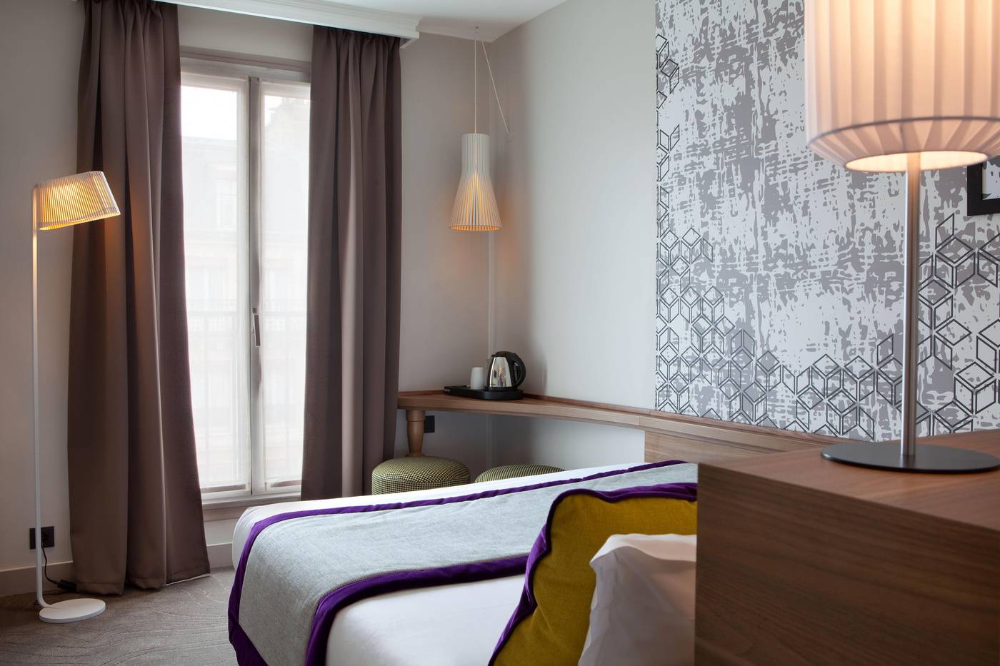 Hotel-des-Nations-Saint-Germain-Room-17