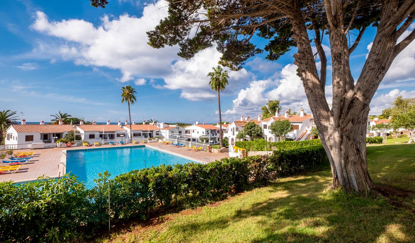 Son-Bou-Gardens-Pool-6