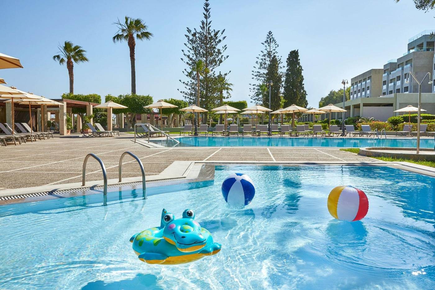 Sheraton-Rhodes-Resort-Pool-3