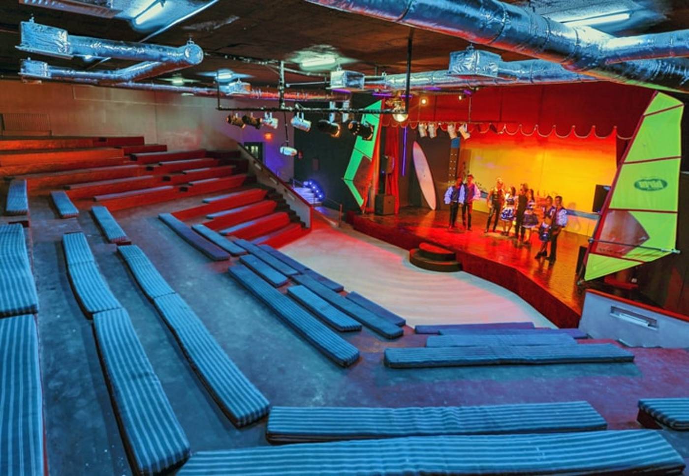 Hari Club Beach Resort