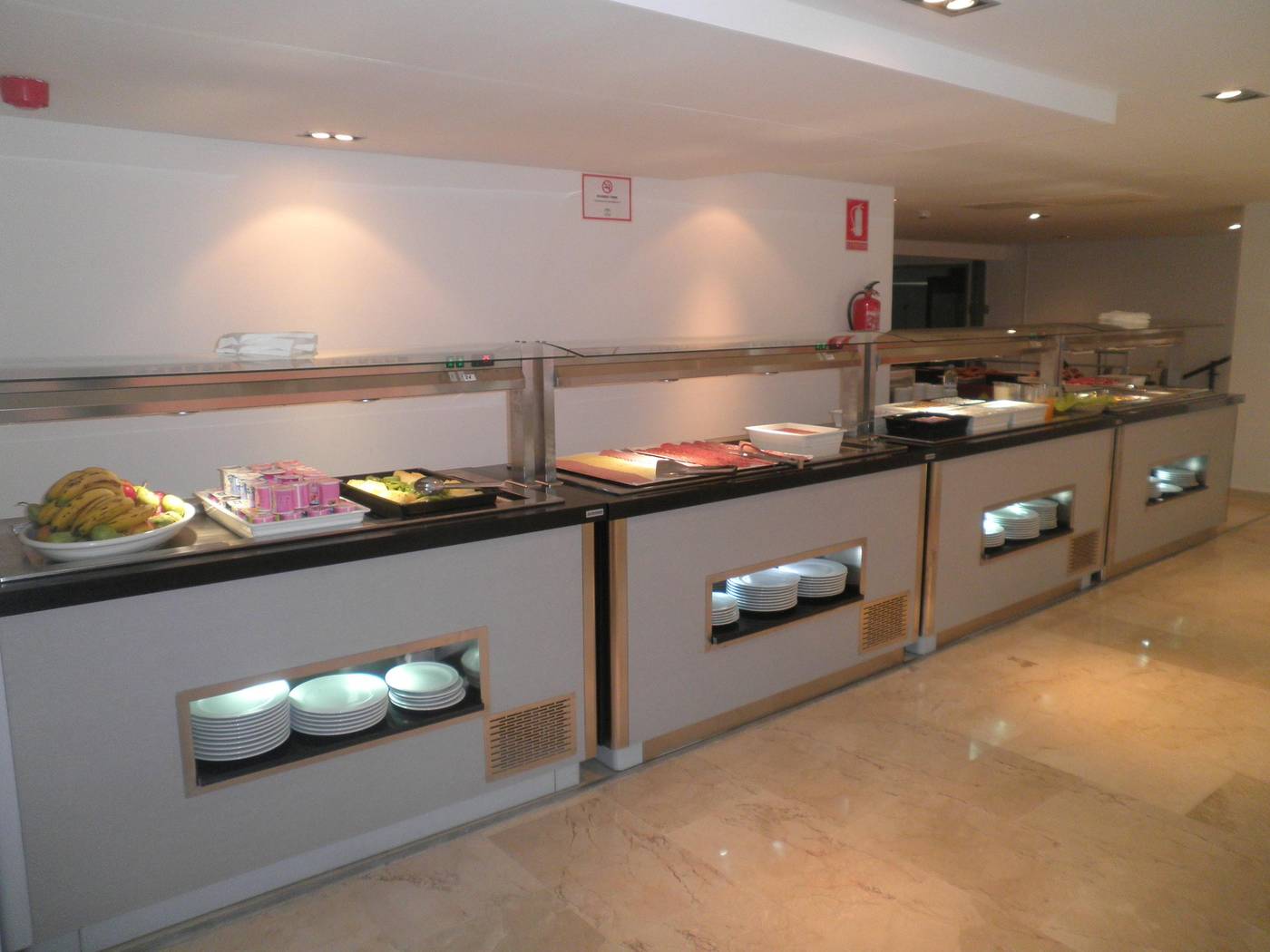 Marina-Rey-Restaurant-24