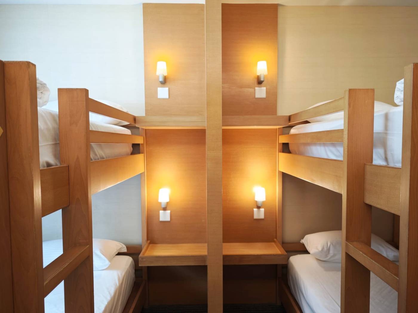 The-Salisbury---YMCA-of-Hong-Kong-Room-11