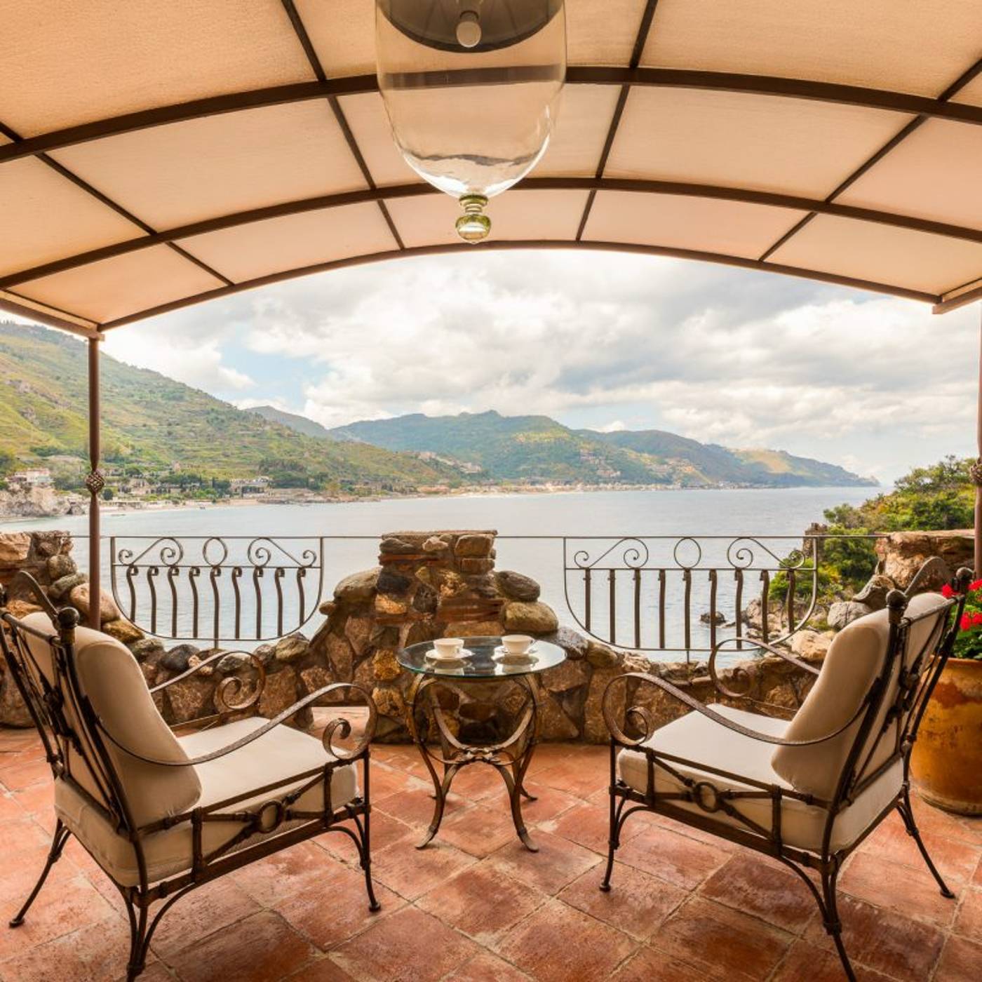 Grand-Hotel-Atlantis-Bay-Room-53