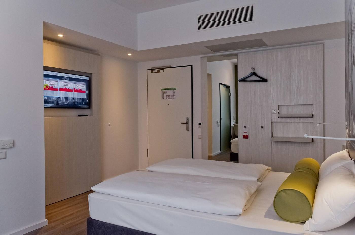 Super-8-Munich-City-West-Room-38