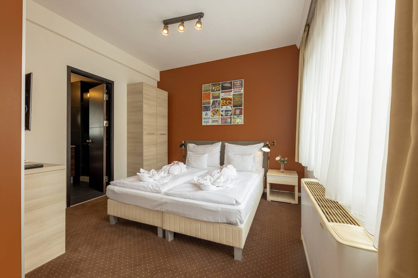 Bliss-Residence-and-Spa-Room-12