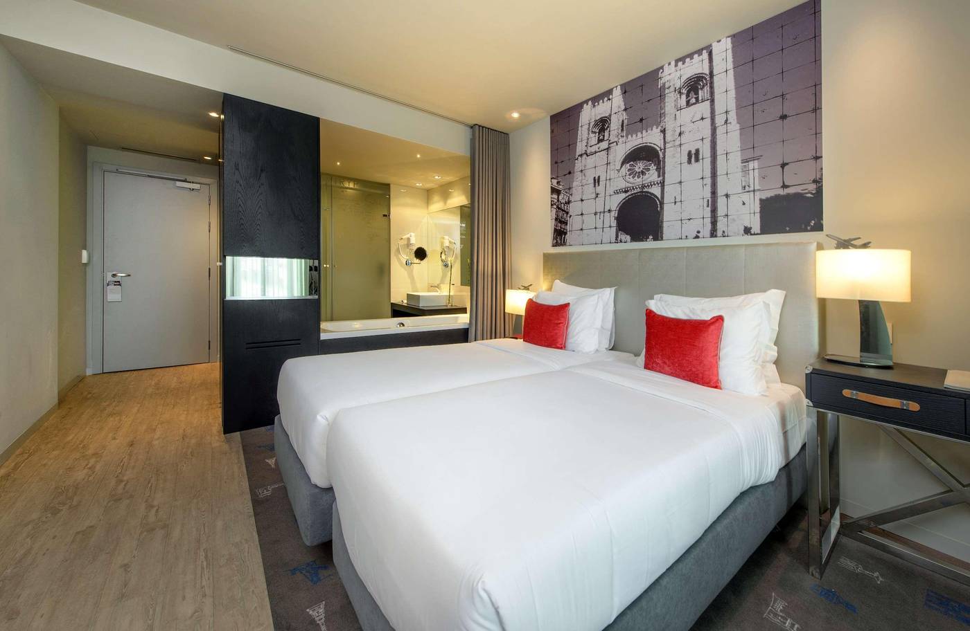 Melia-Lisboa-Aeroporto-Room-7