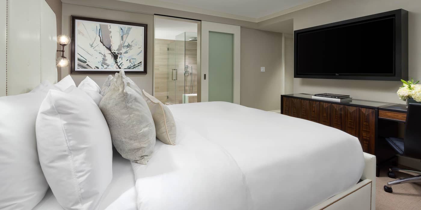 The-Manhattan-at-Times-Square-Hotel-Room-30