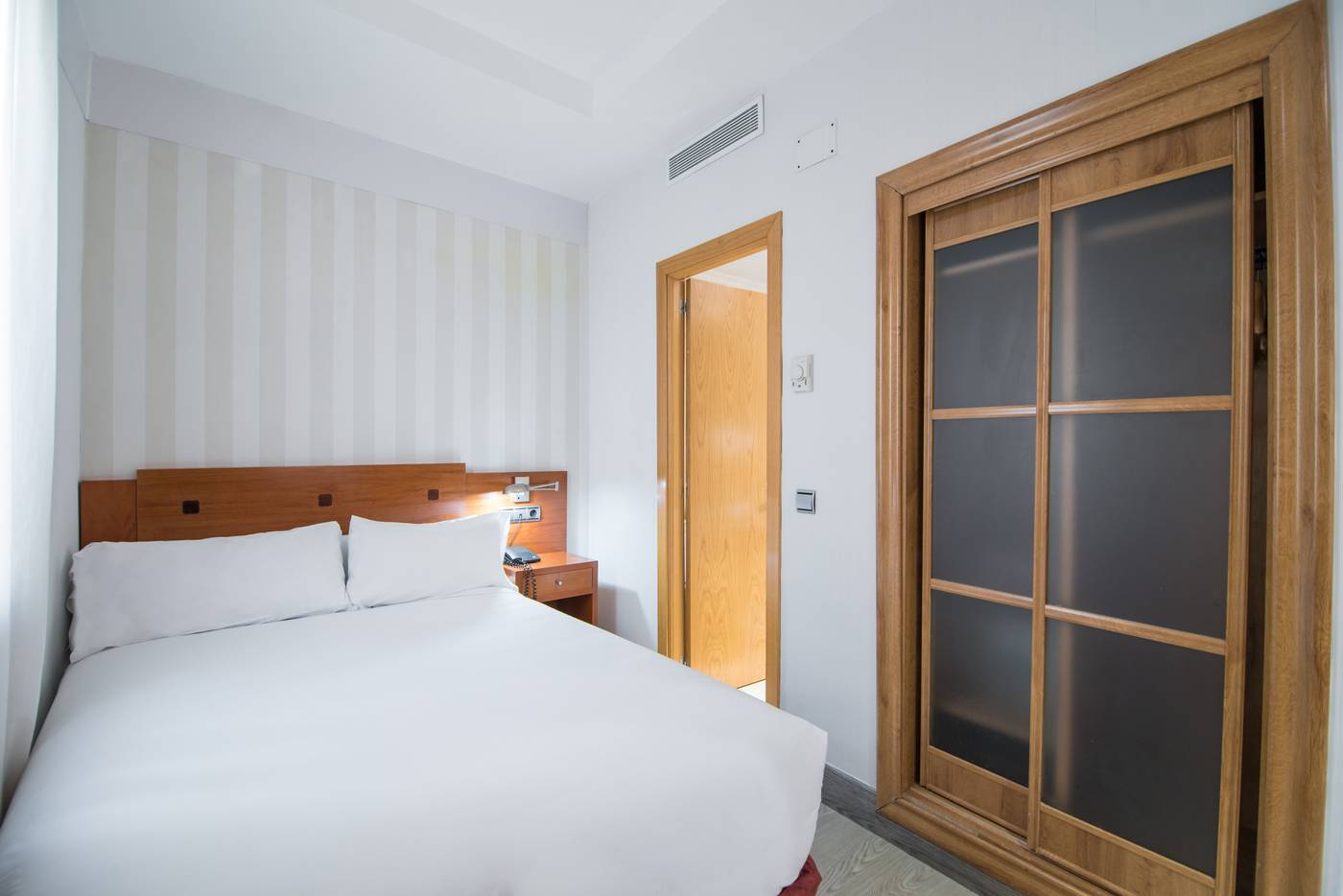 Petit-Palace-Preciados-Room-30