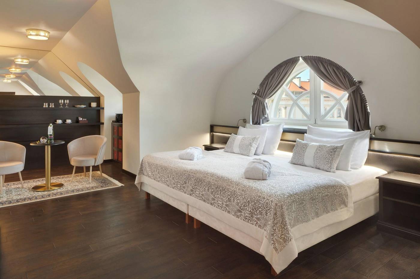 Hotel-Savoy-Prague-Room-4