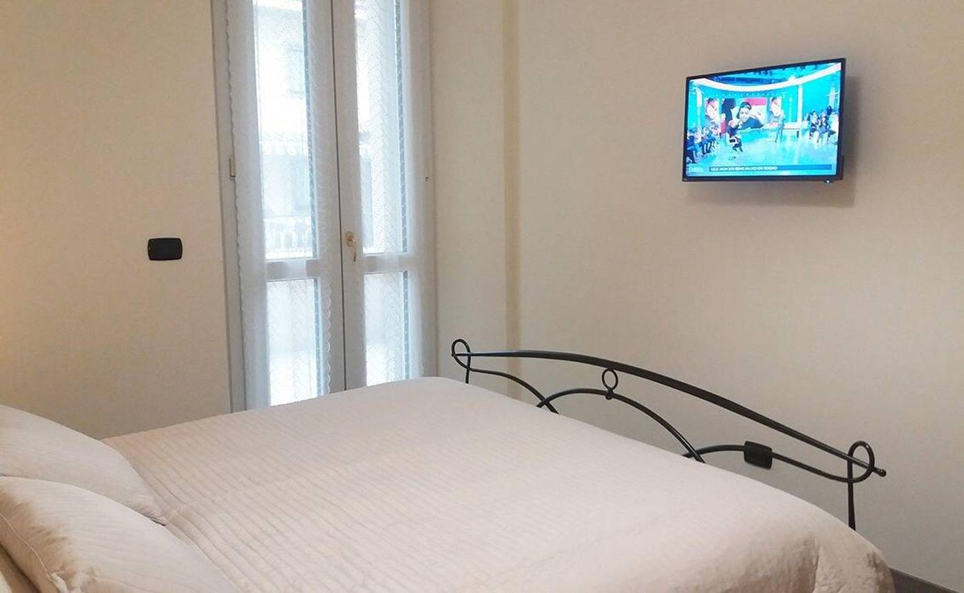 C-era-Un-Lago-Room-28