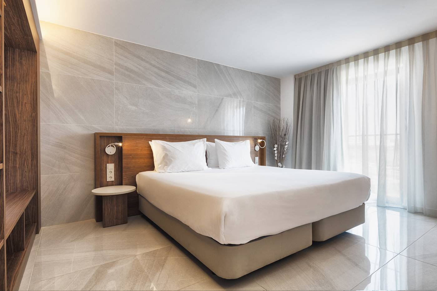 El-Puerto-Ibiza-Hotel---Spa-Room-29