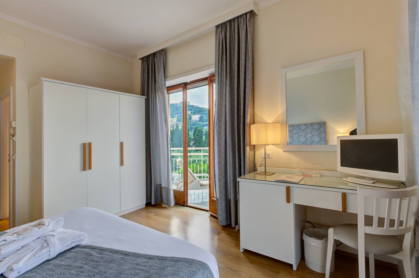 Hotel-Regina-Sorrento-Room-37