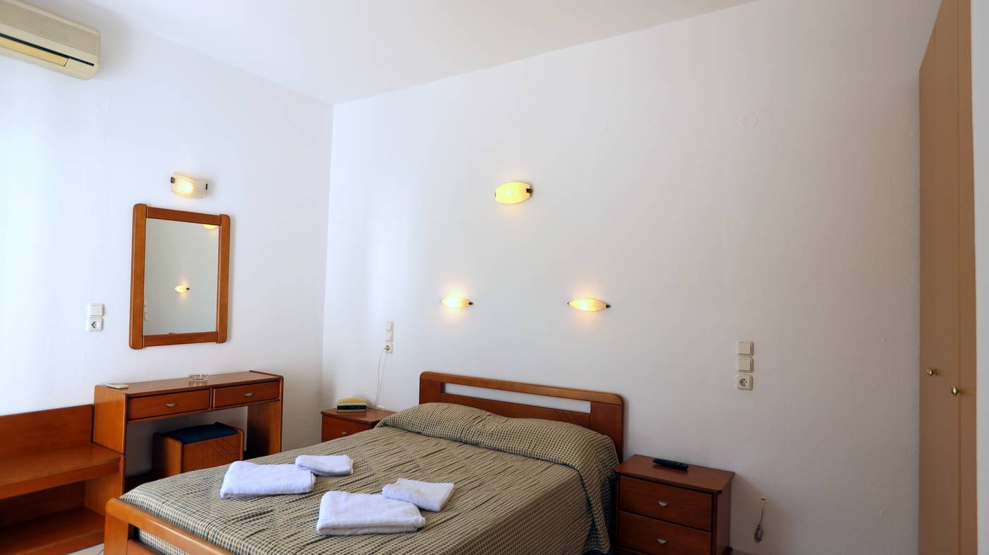 Peter-s-Apartments-Room-12