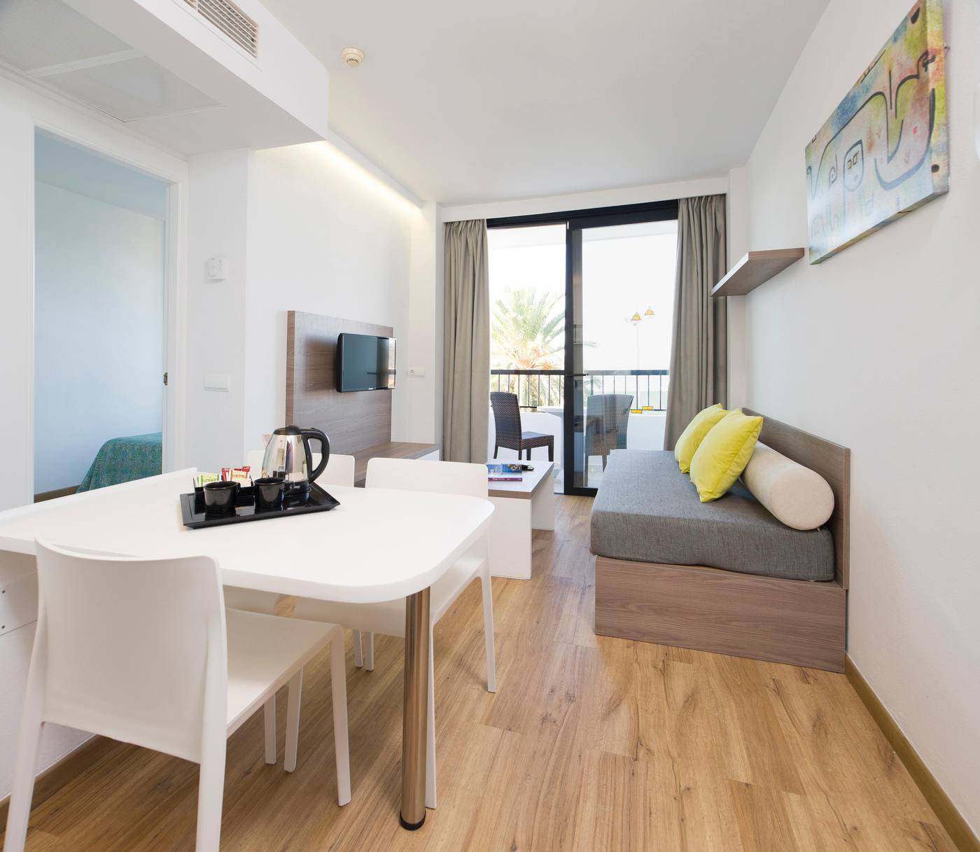 Marvell-Club-Hotel---Apartments-Room-26