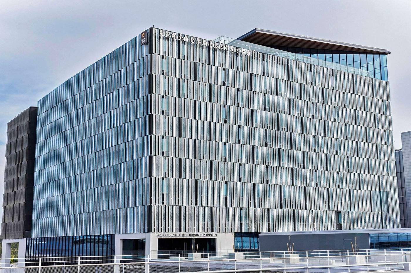 Clarion Hotel Helsinki Airport-Finland-Vantaa-General view-3