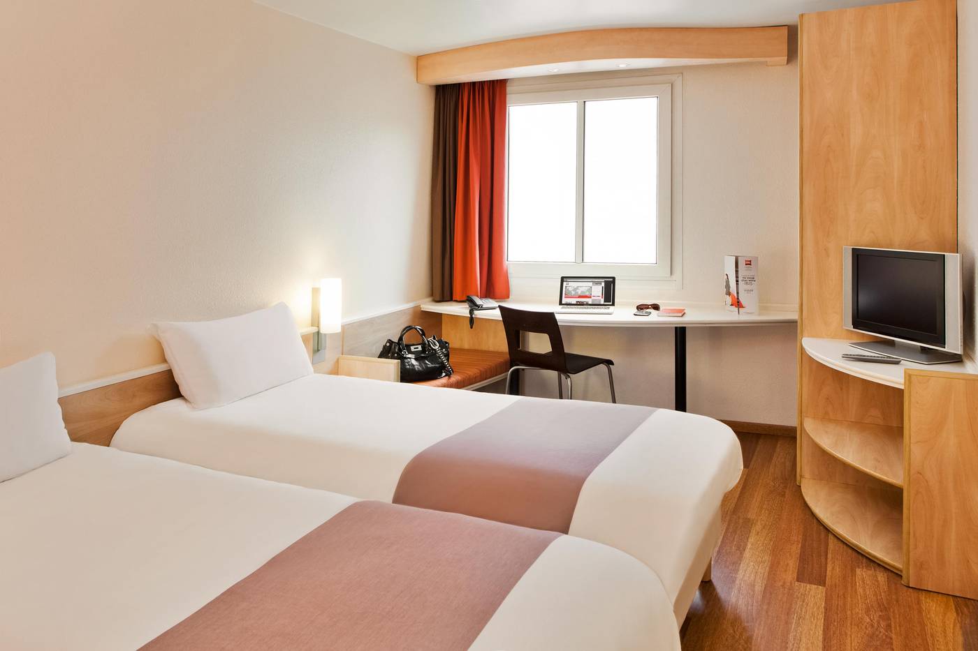 Ibis-Budapest-Centrum-Room-6
