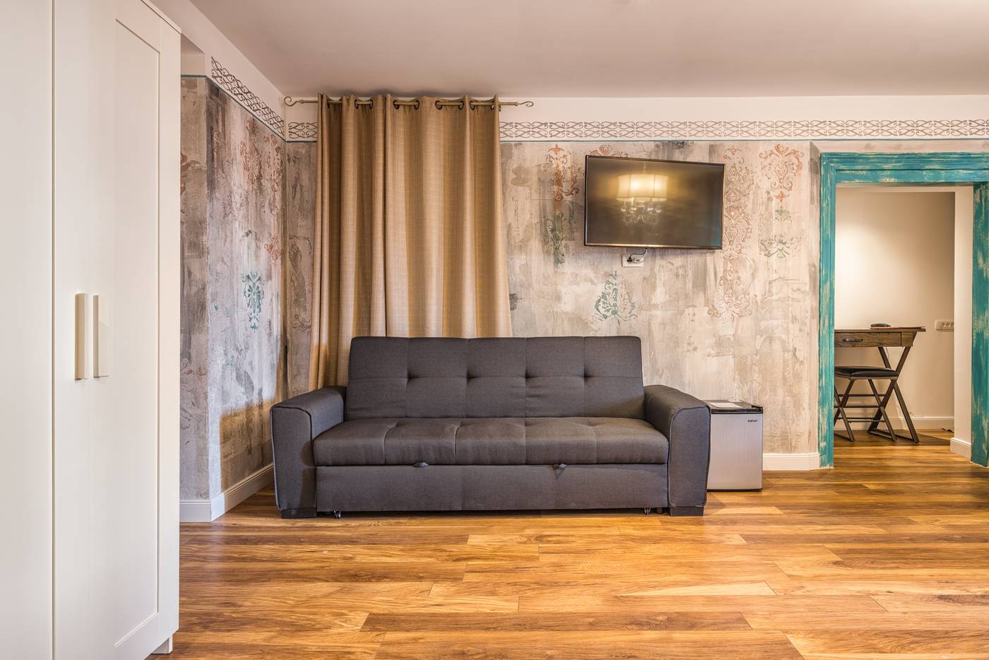 Plaza-Marchi-Old-Town---Quaint---Elegant-Hotels-Room-56