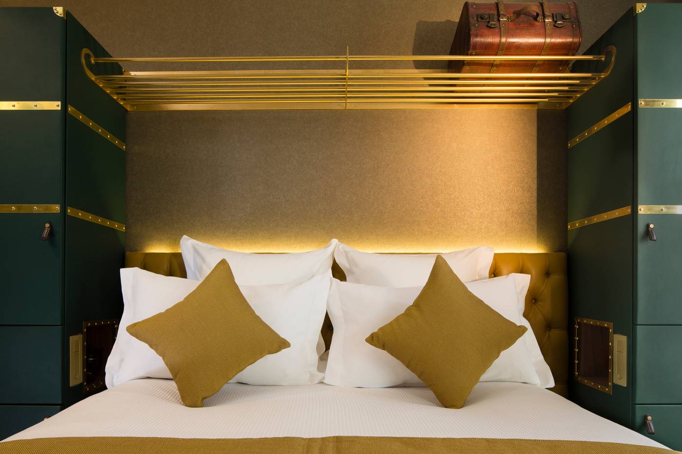 Whistler-Hotel-Room-15