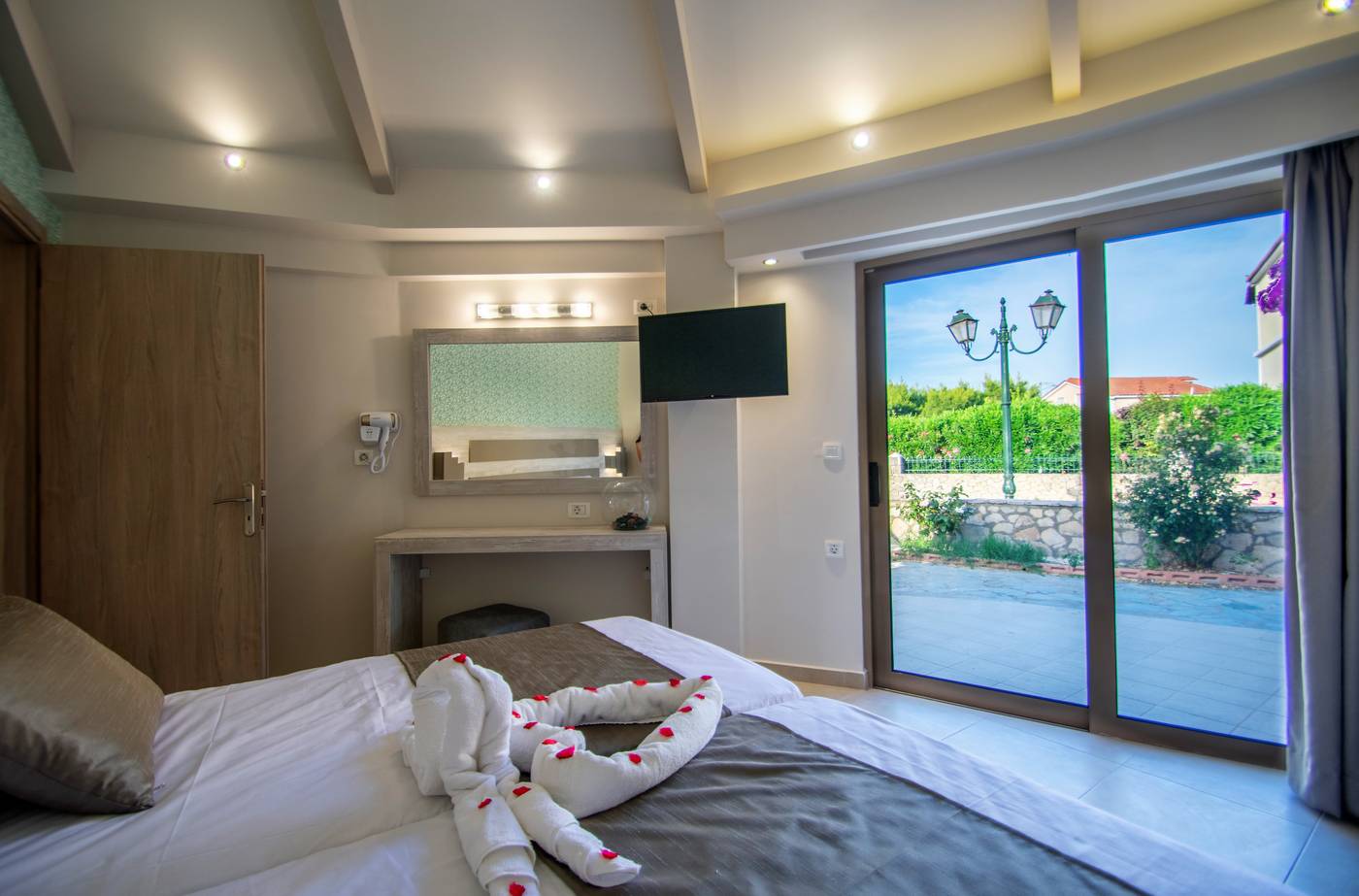 Paradise-Apartments-And-Studios-Room-42