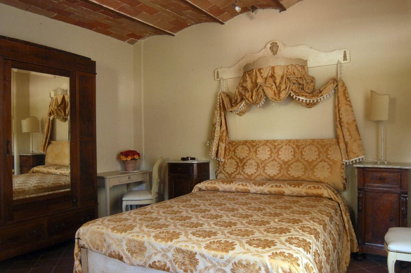 Il Cardo Resort-Italy-ANGHIARI-Room-10