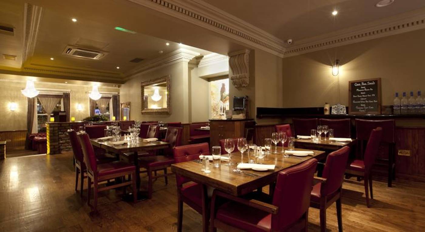 Harcourt-Hotel-Restaurant-21