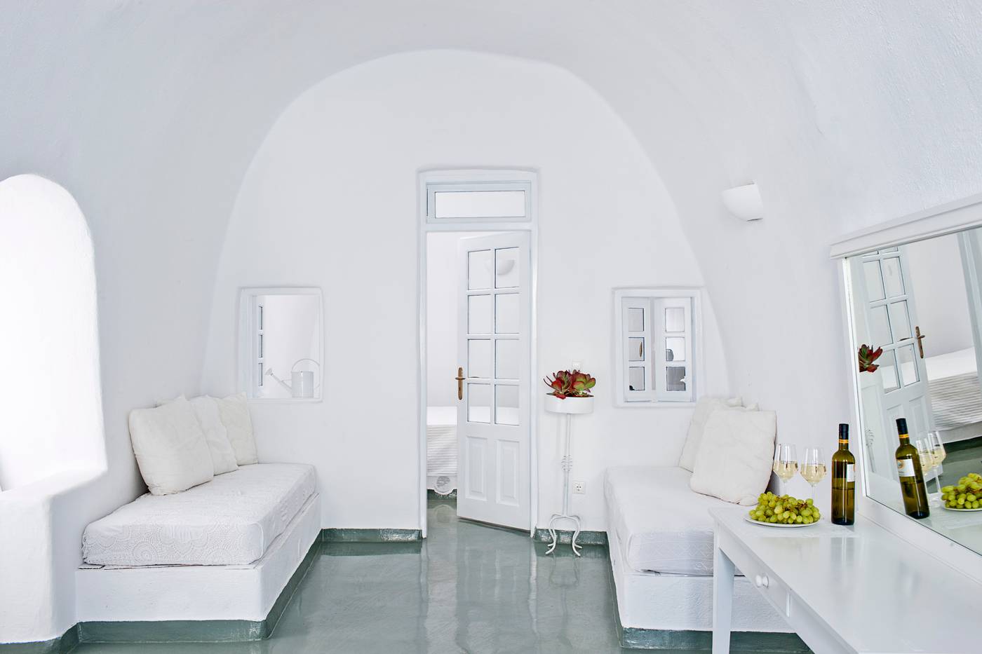 Cliffside-Suites-Room-17