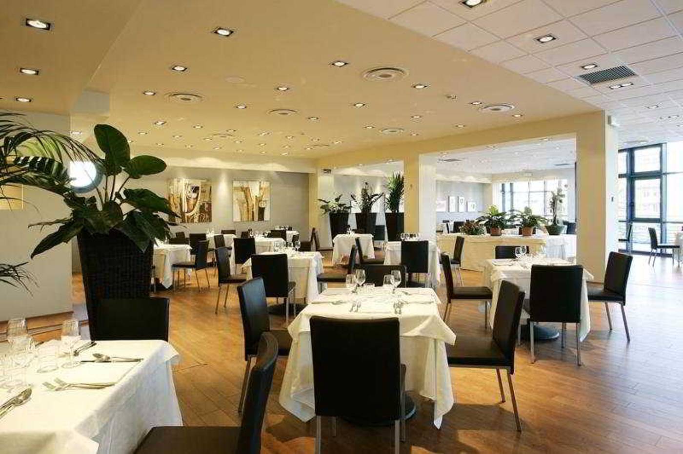 Hotel-Tuscany-Inn-Restaurant-35