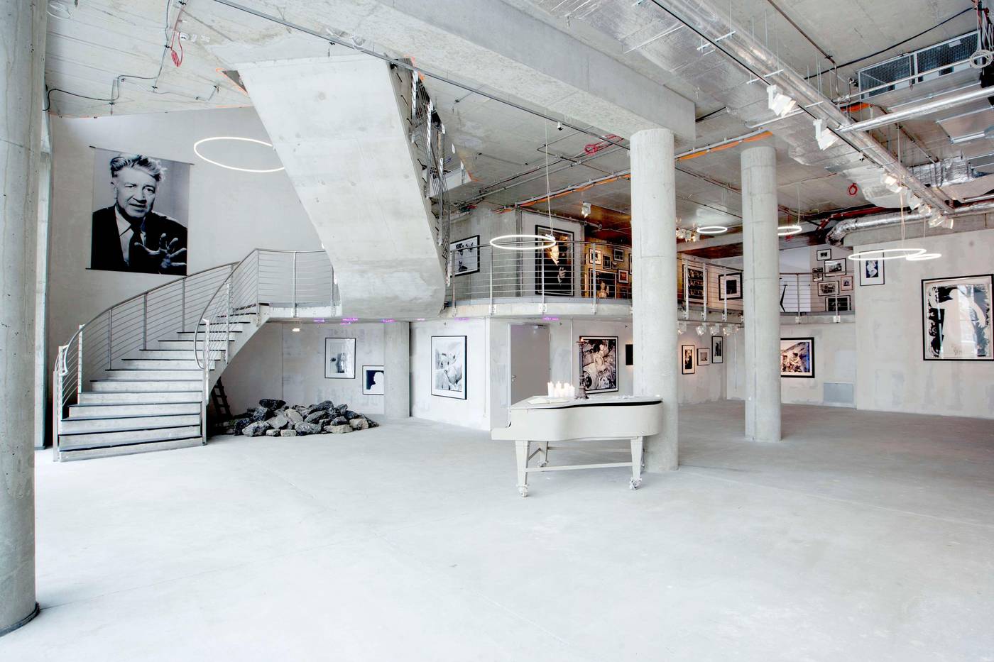 Nhow-Berlin-Lobby-25