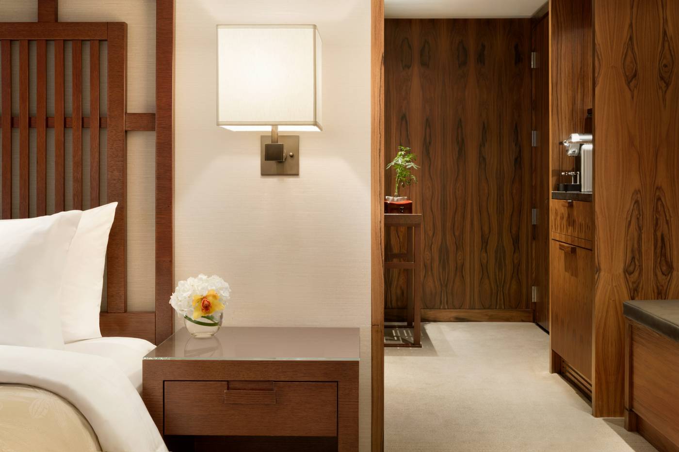 Shangri-La-Vancouver-Room-42