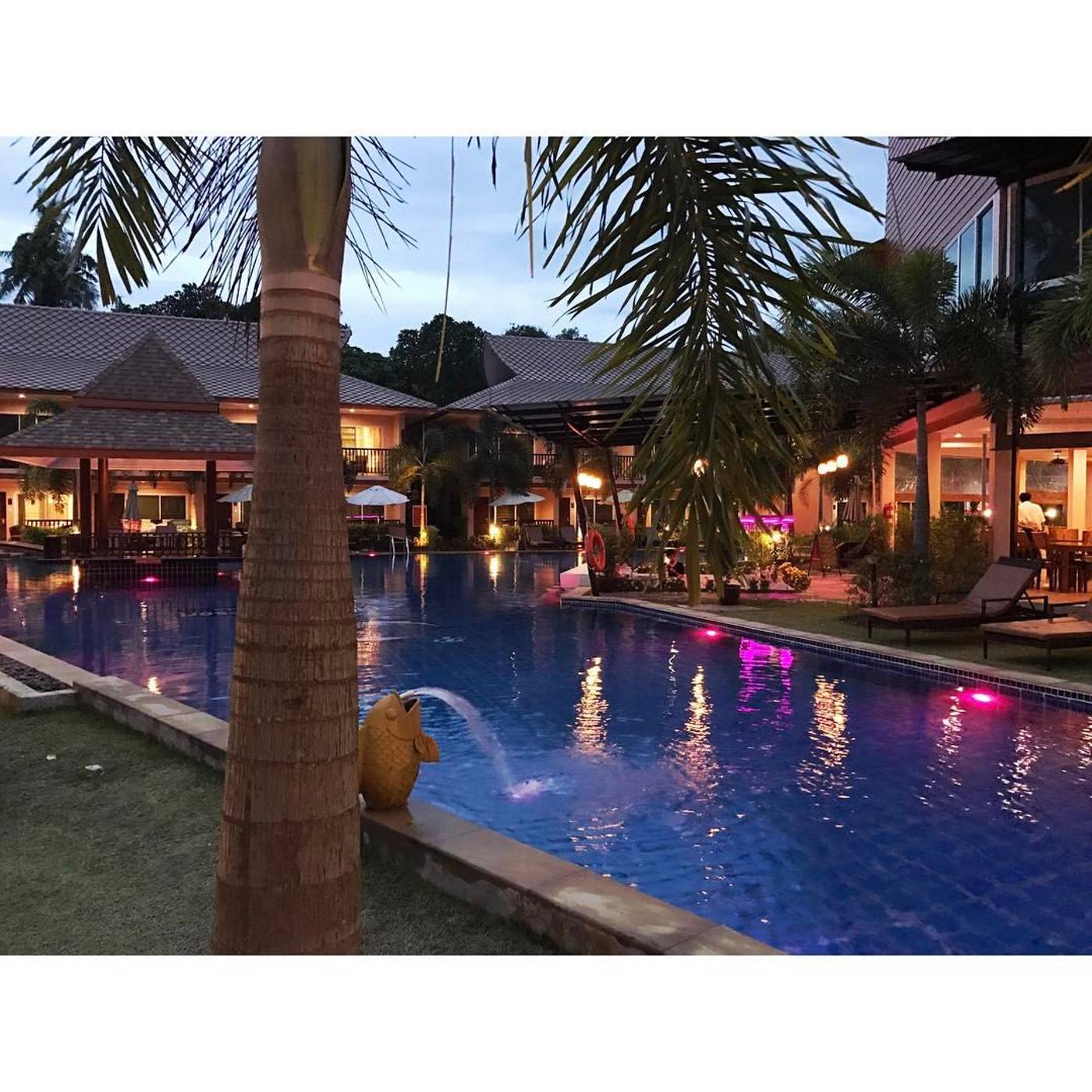 Chivatara-Resort---Spa-Bang-Tao-Beach-Phuket-Pool-5