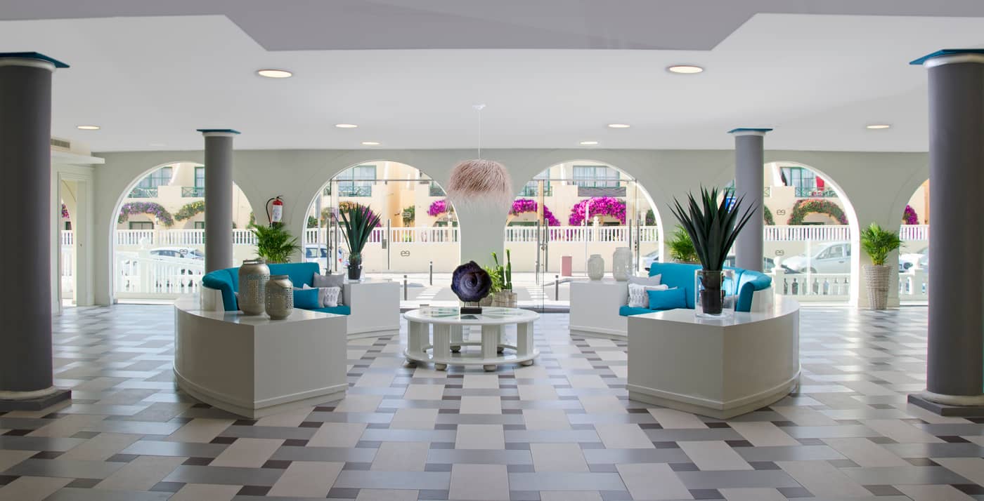 Ereza-Mar---Adults-Only-Lobby-36