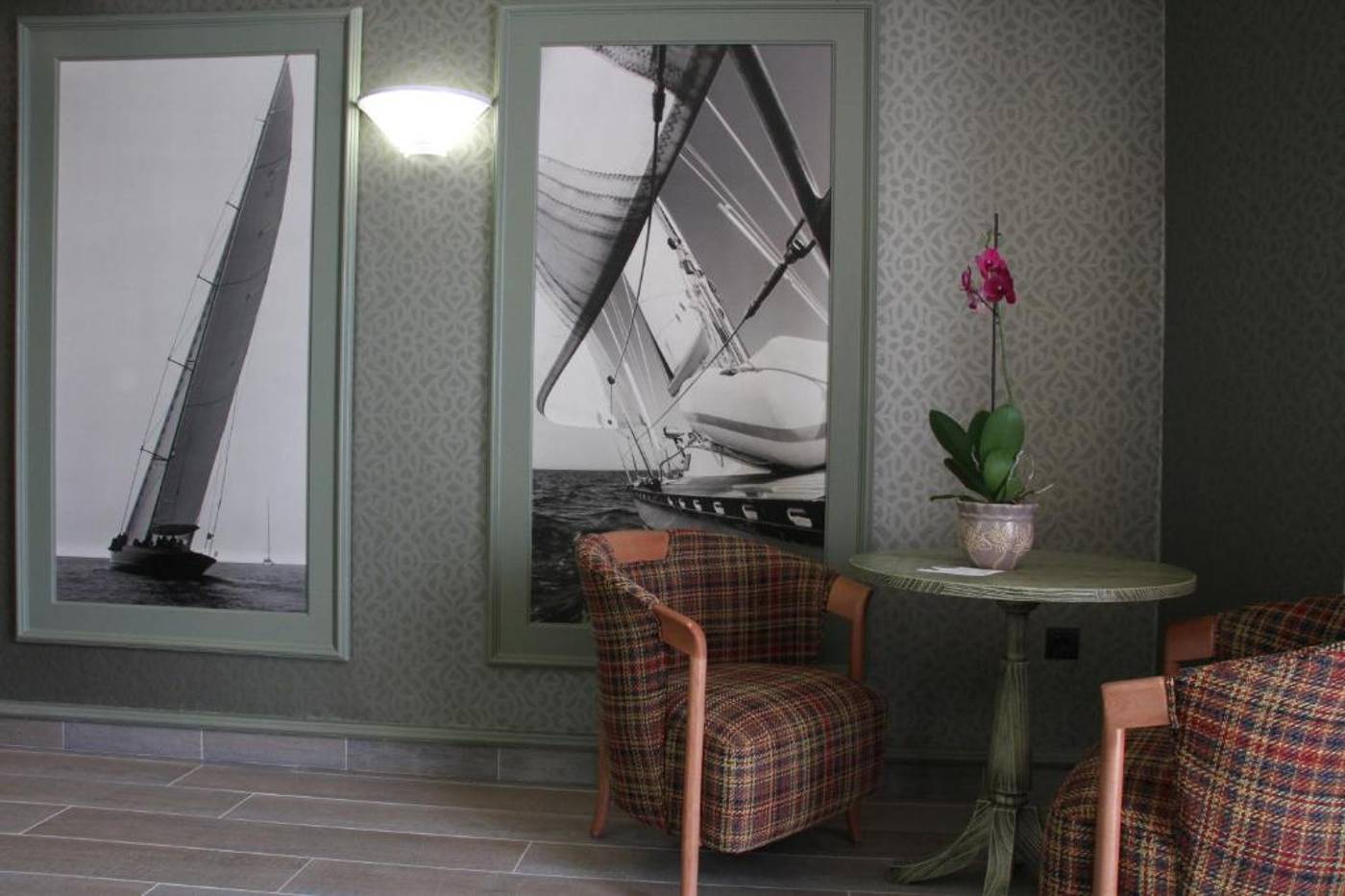 ADRIAN-Hoteles-Col-n-Guanahan----Adults-Only-Lobby-42