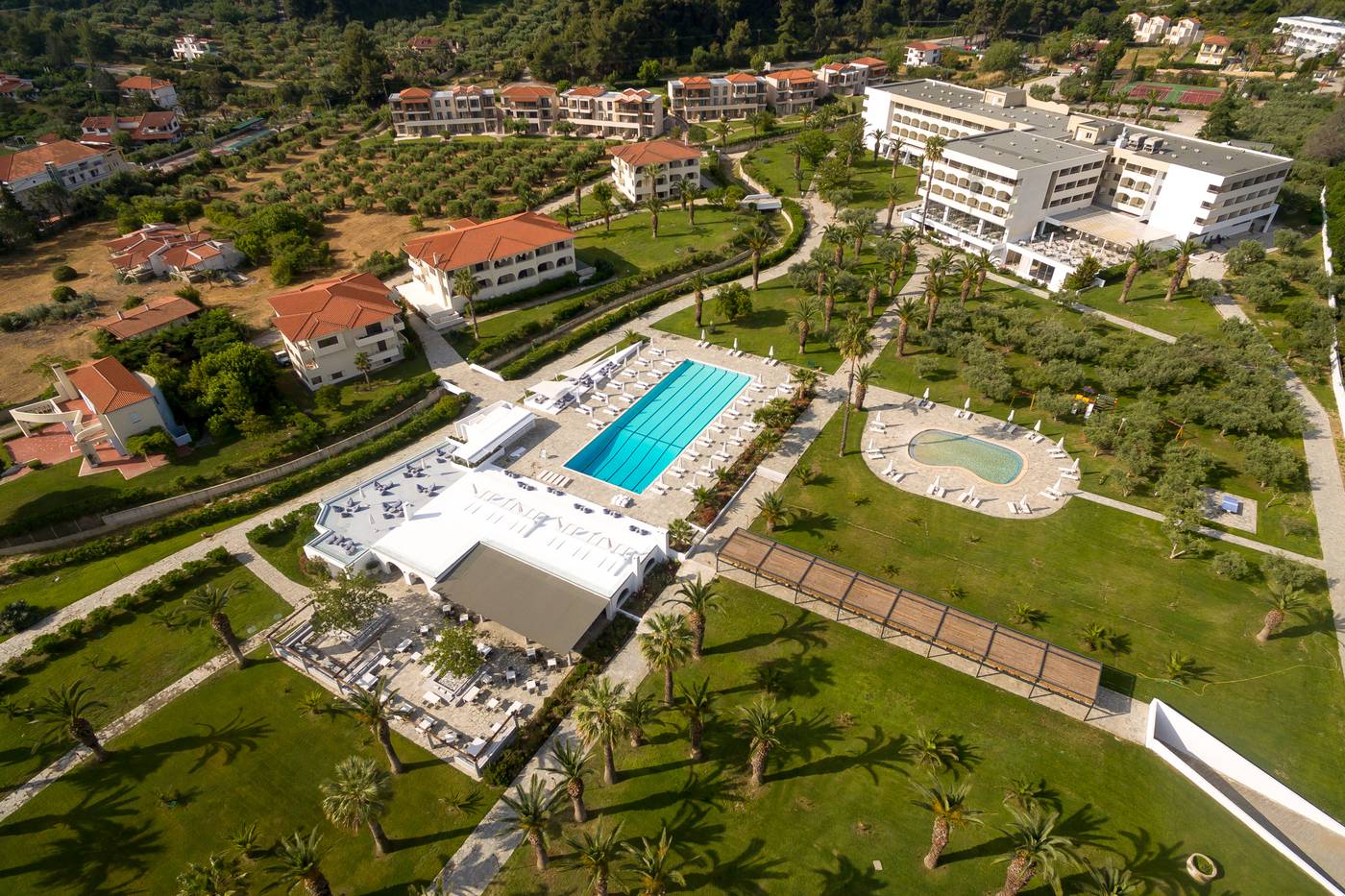 Kassandra-Palace-Seaside-Resort-General-view-1