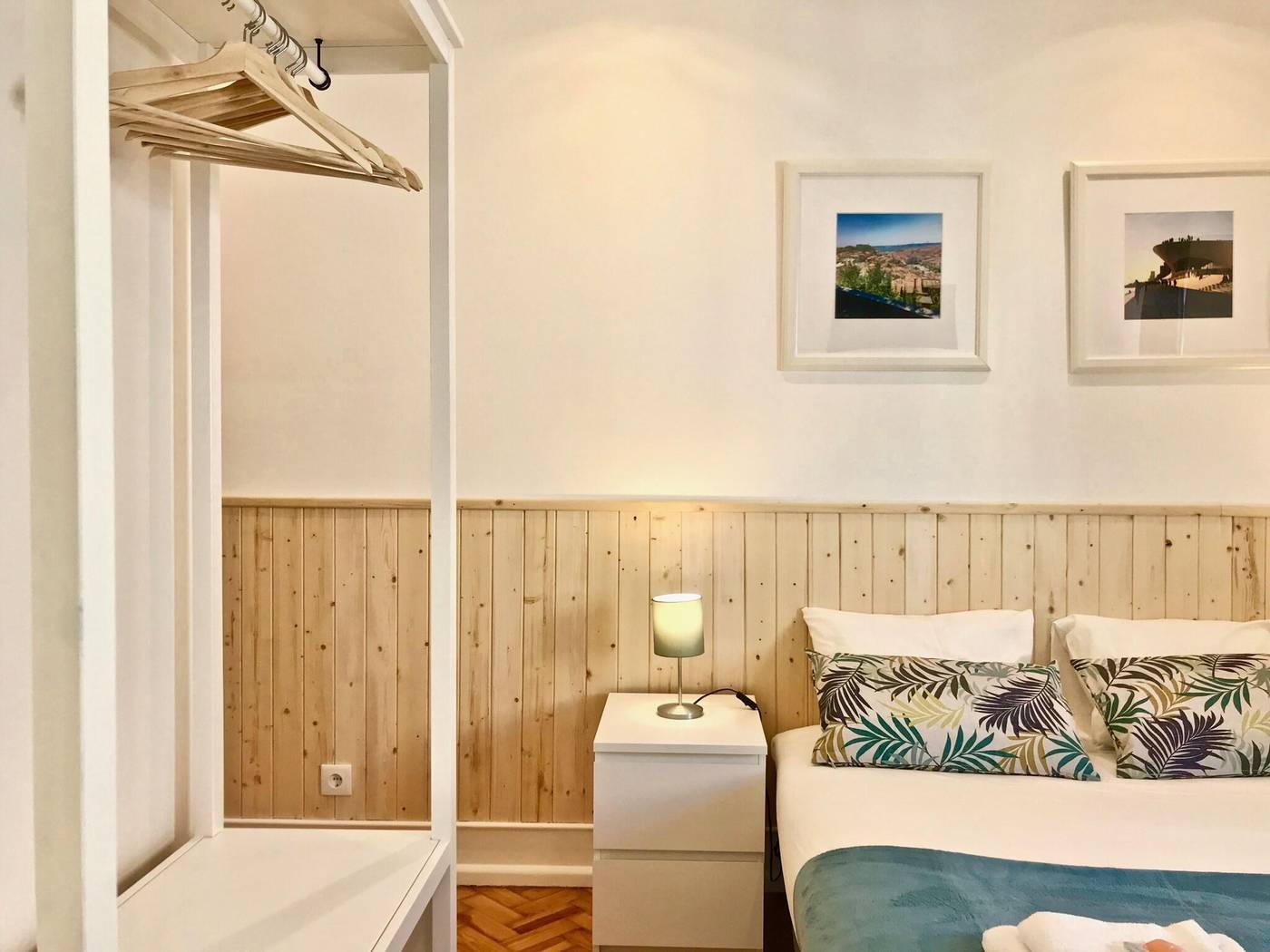 Home-Out-Rooms---Apartments-Room-114