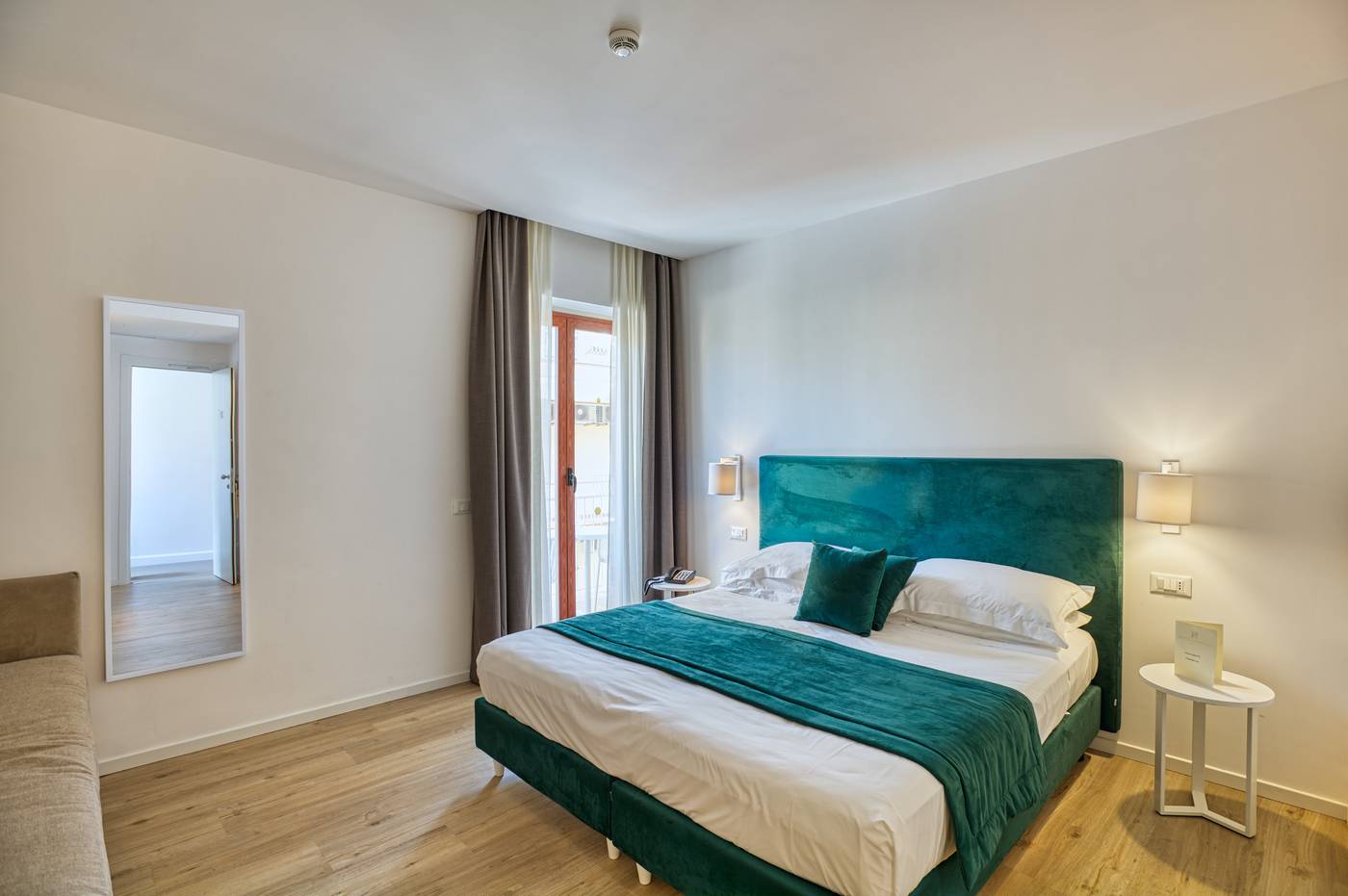 Hotel-Isabella-Sorrento-Room-20