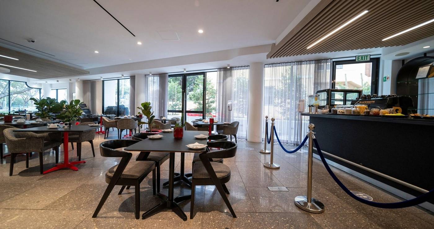 ANEW-Hotel-Green-Point-Cape-Town-Restaurant-14