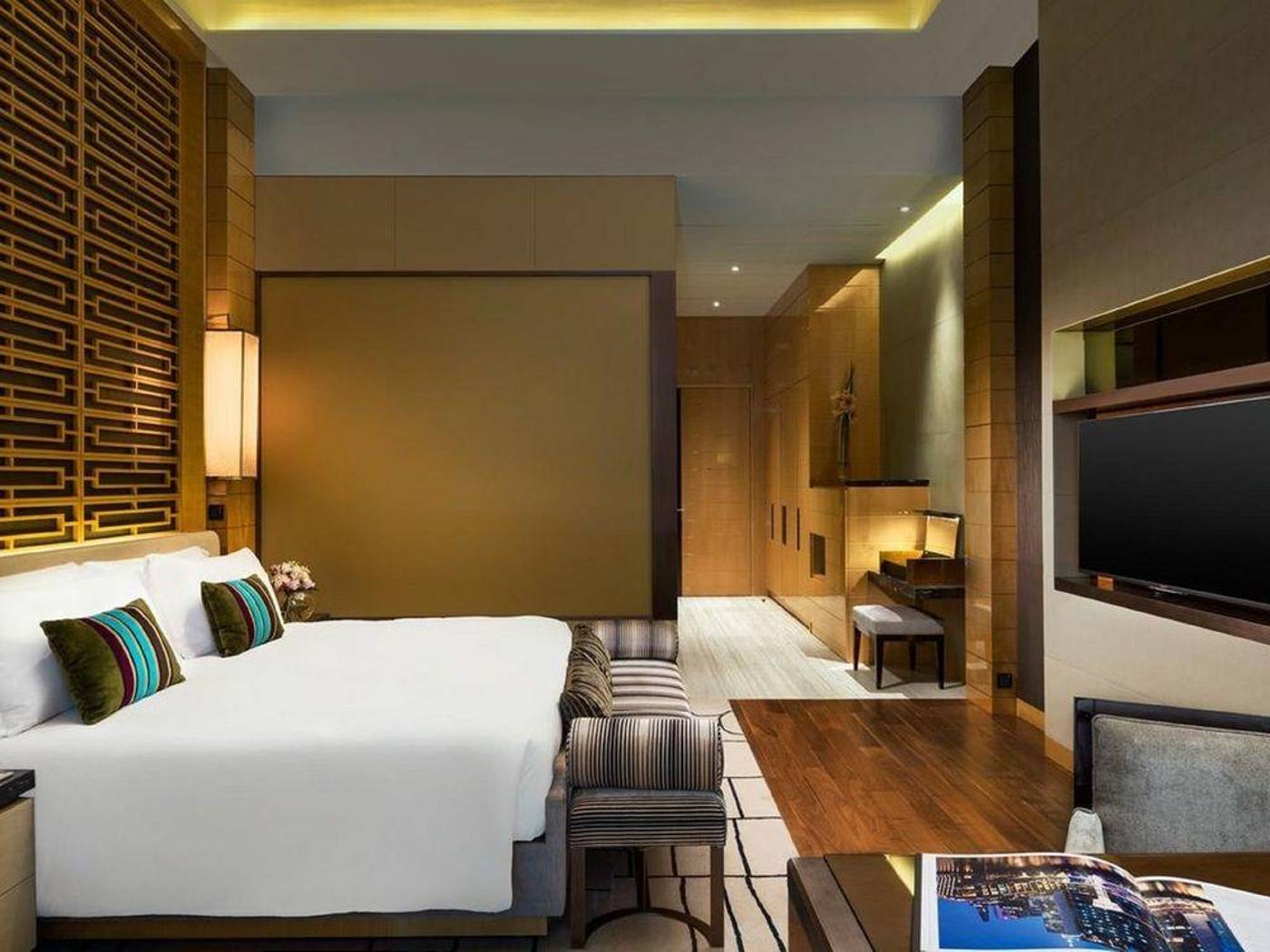 The-Olympian-Hong-Kong-General-view-11