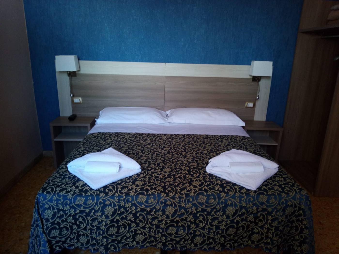 HHB-Hotel---Florencia-Room-4