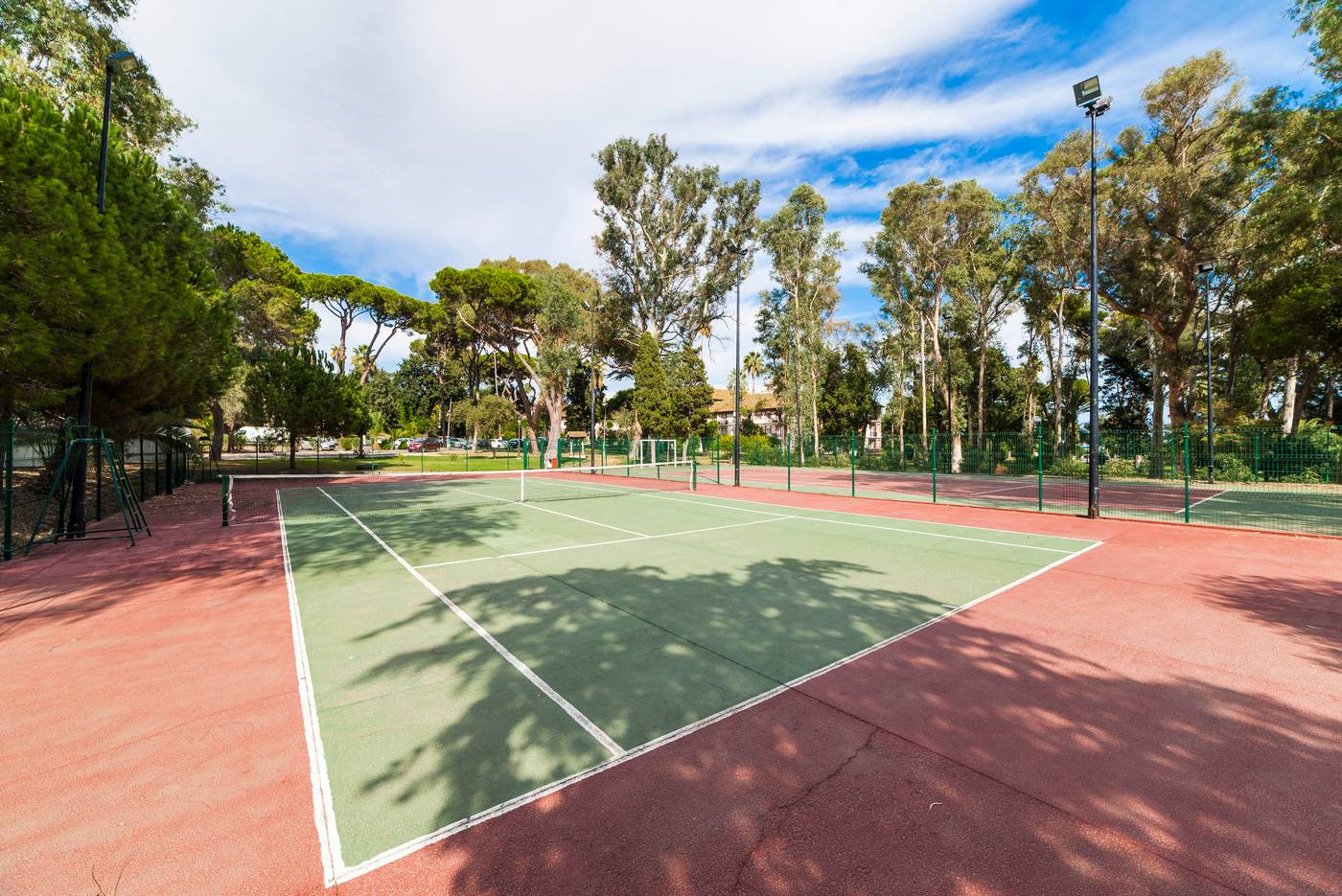 Hoteles-Globales-Reina-Cristina-Sports-and-Entertainment-57