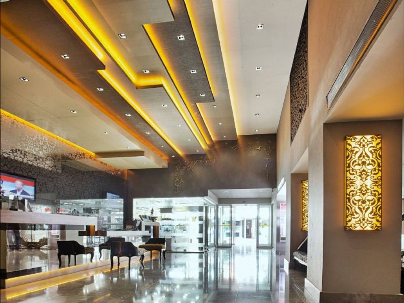 Carlton-Hotel-Istanbul-Lobby-3