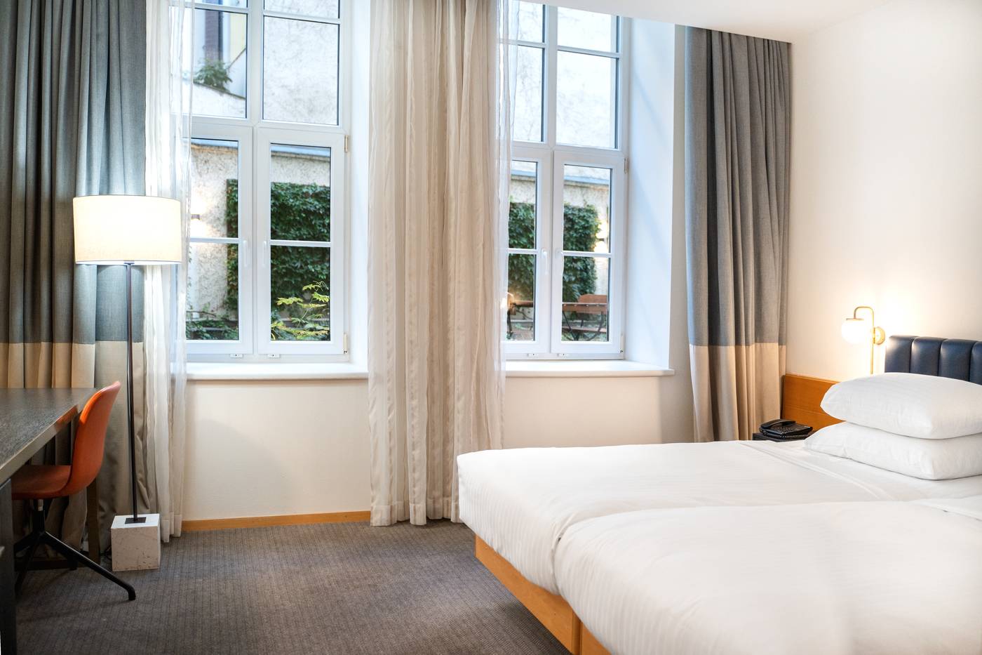 K-K-Hotel-Fenix-Room-31