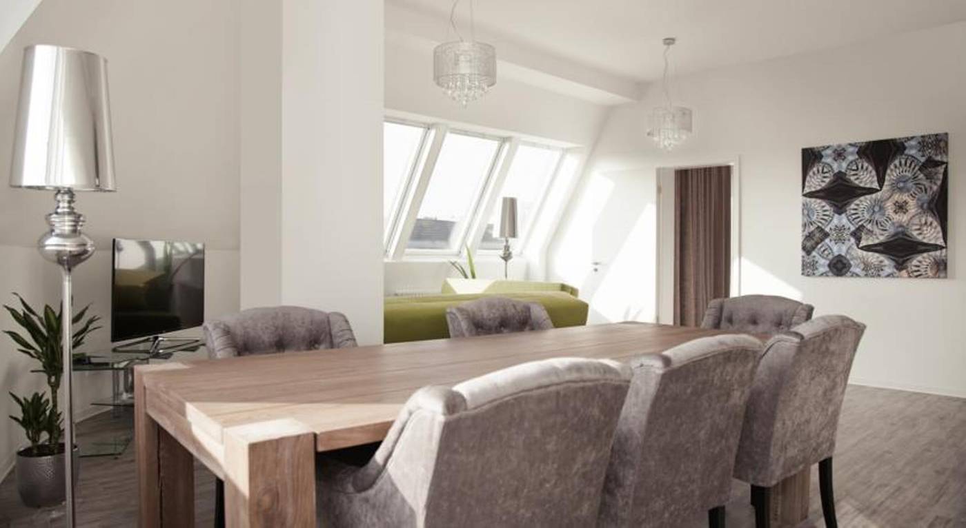 Apartments-Rosenthal-Residence-Room-38