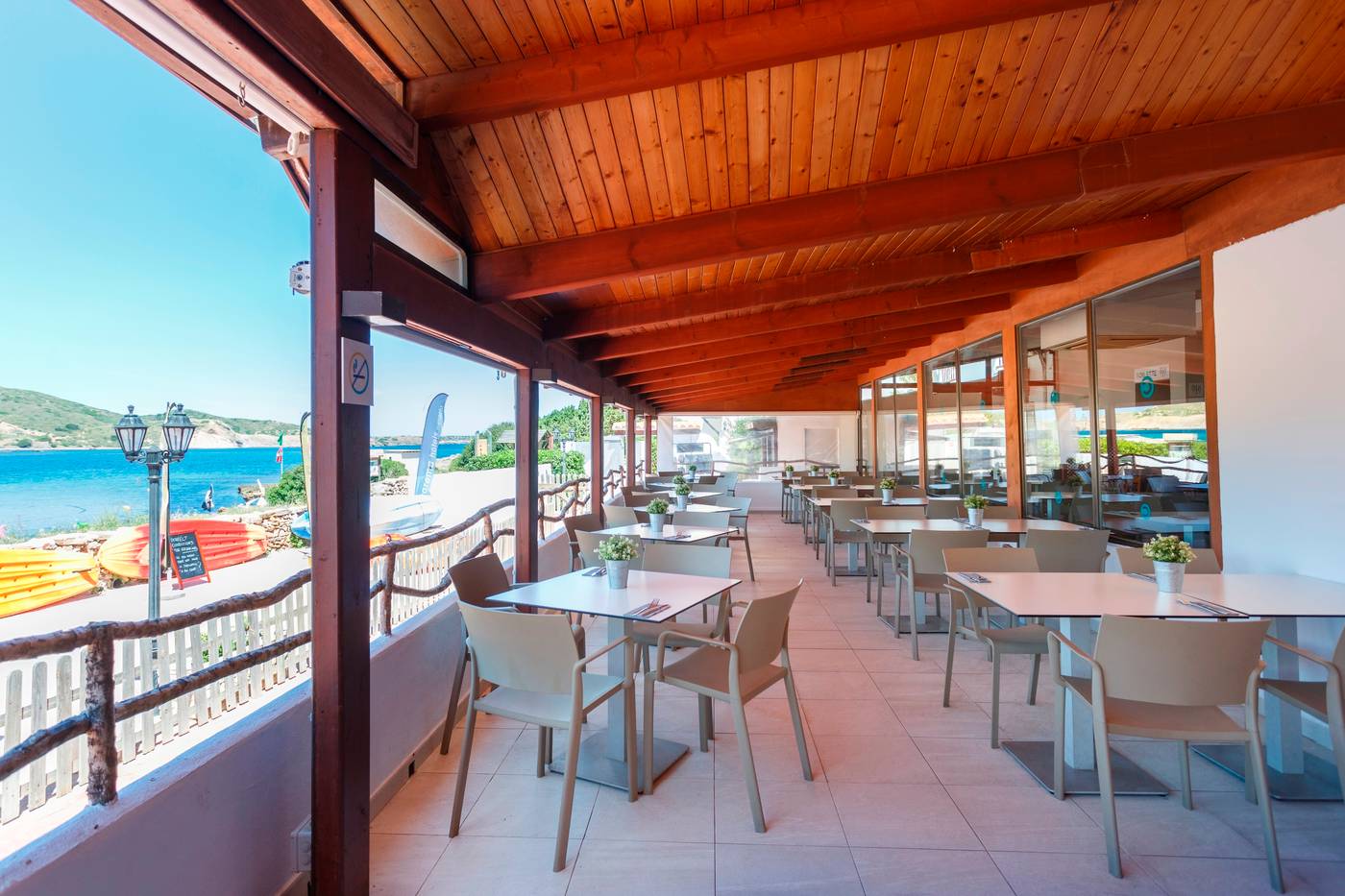 Carema-Club-Resort-Restaurant-65