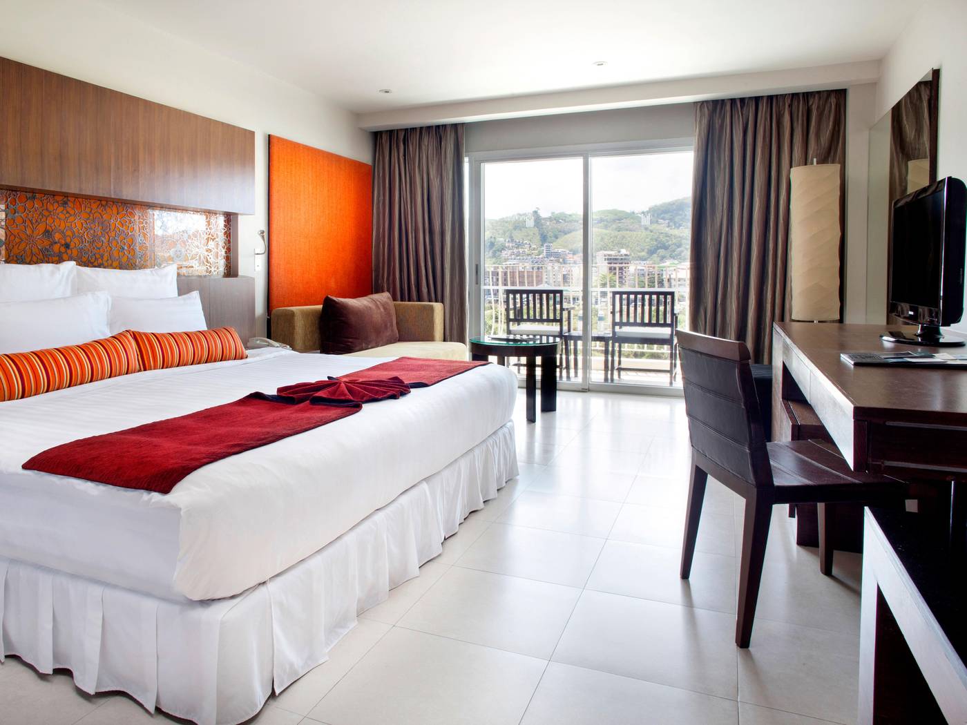 M-Social-Hotel-Phuket-Room-20
